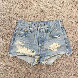 Levi’s Premium High Rise Light Wash Distressed Jean Shorts Size 24